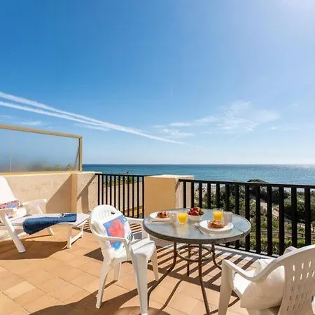 Charming Apartment For Coastal Adventures Appartamento Estepona